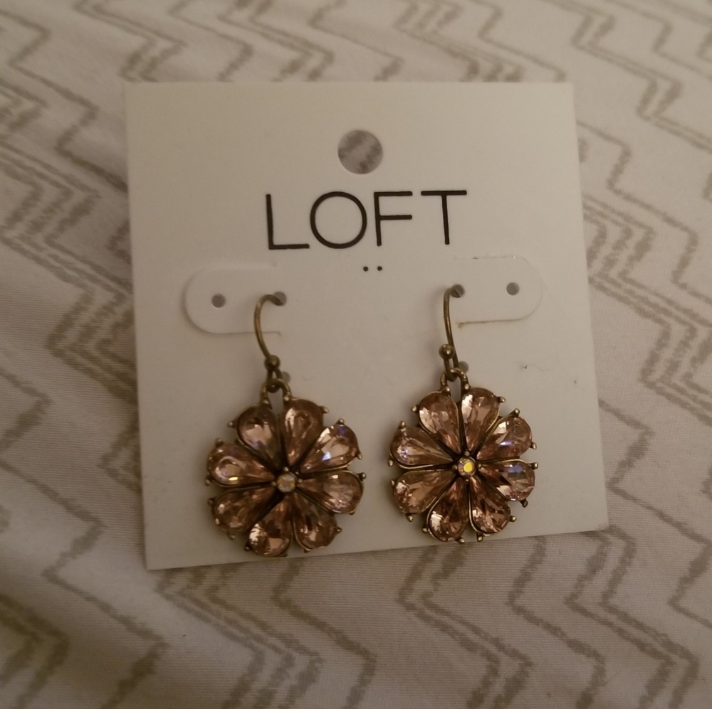 Dangling earrings